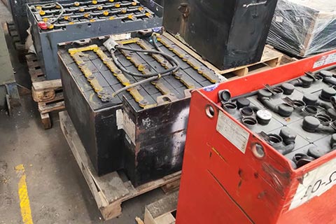 浦东新专业回收锂电池公司|德利仕旧电池回收
